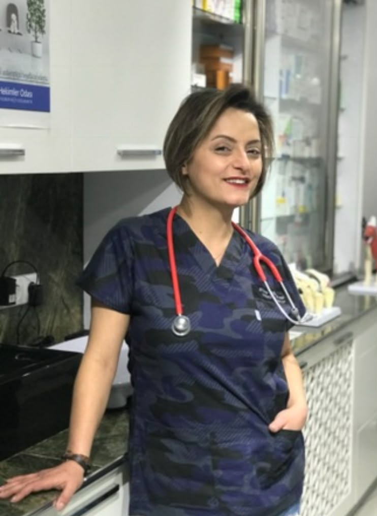 Bilsay Kanat - Veteriner Hekim, Kuzguncuk Veteriner Kliniği